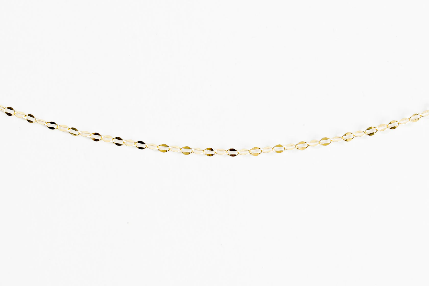 Reflection Chain Necklace - Image 3